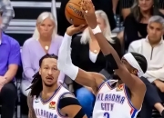 开云体育入口-步行者完胜雄鹿，恩比德爆发神勇