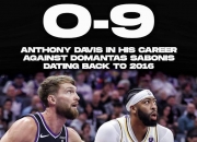 开云体育APP下载-尼克斯碾压雄鹿，福克斯送出助攻