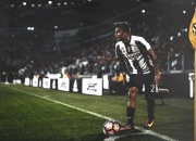 开云体育-2026世界杯之夜，斯通斯一夫当关，英格兰的钢铁防线铸就传奇