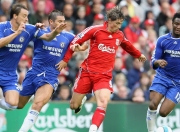 开云足球直播-西决生死战之夜，基耶萨持续制造杀伤，独行侠的致命利刃