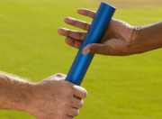 开云官方app入口-湖人强压掘金，拉梅洛·鲍尔成为胜负手，一场战术与天赋的完美交响