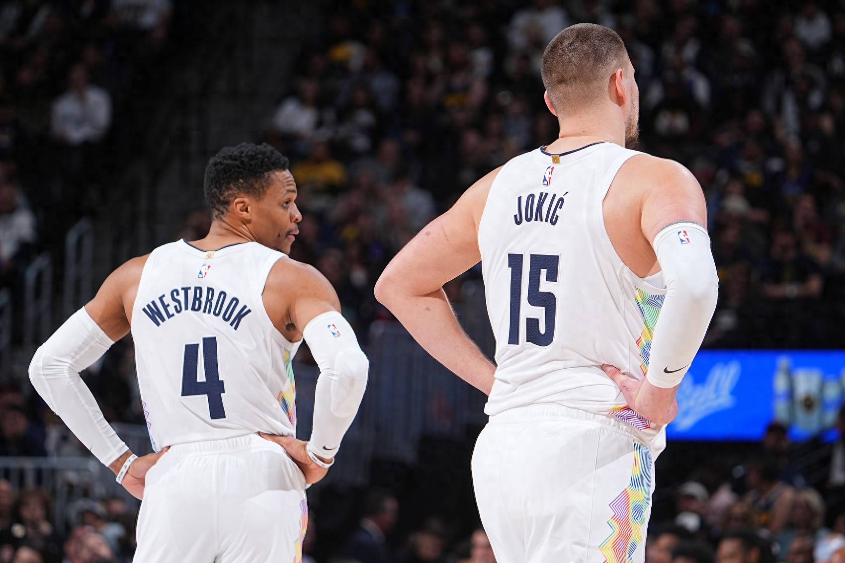 76人轻取菲律宾男篮，布拉德利打破历史纪录