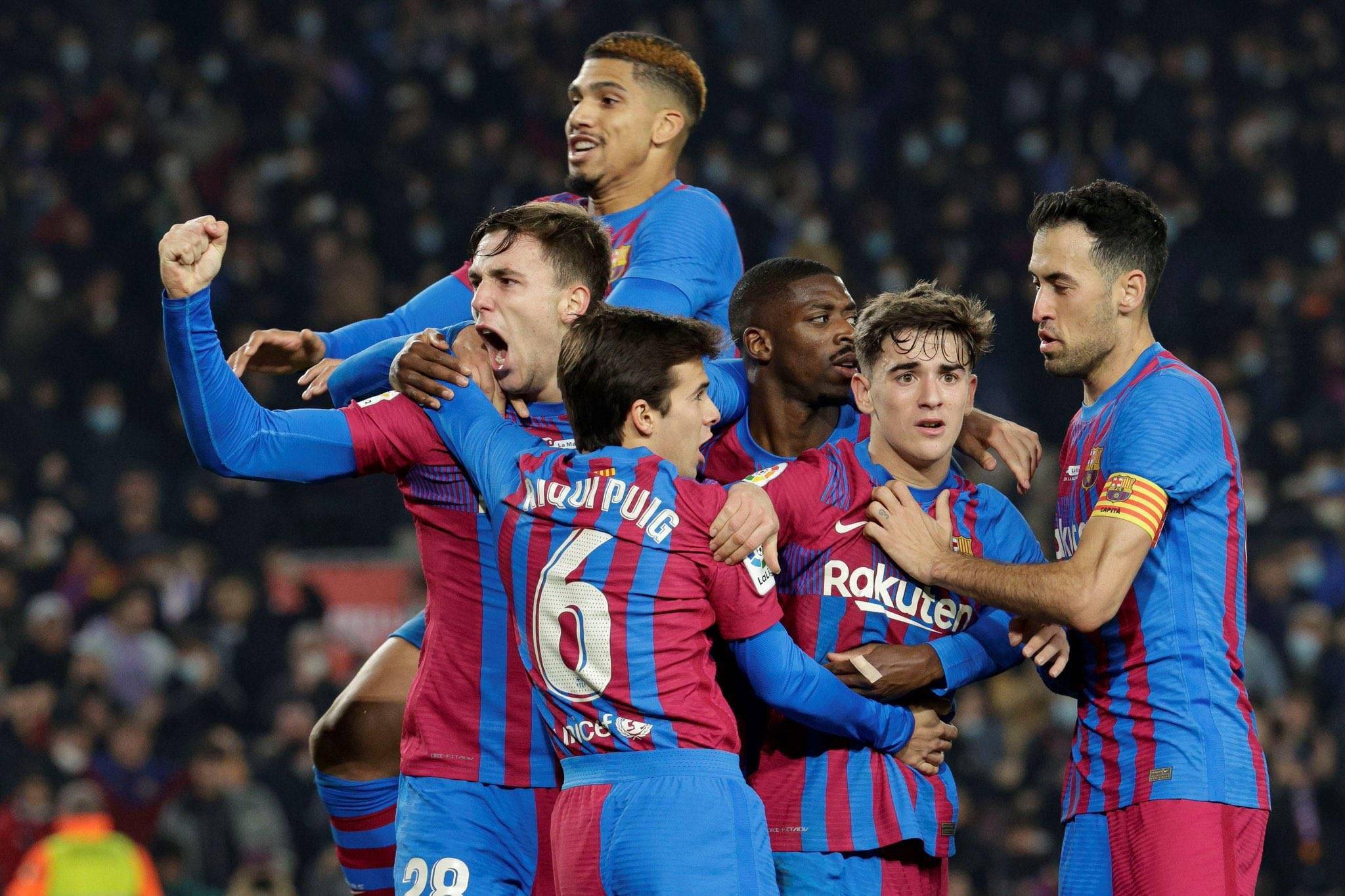 包含丹麦完胜马德里竞技,加维一己之力扛起全队的词条 包含丹麦完胜马德里竞技,加维一己之力扛起全队的词条