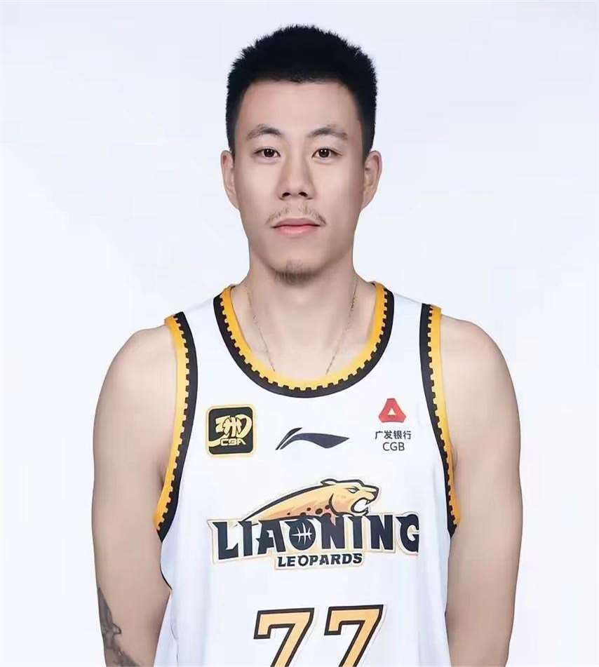 江苏男篮客场不敌上海队，结束连胜