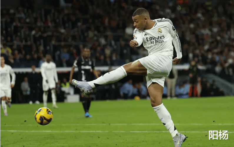 皇马主场逆转胜利，淘汰赛希望重现