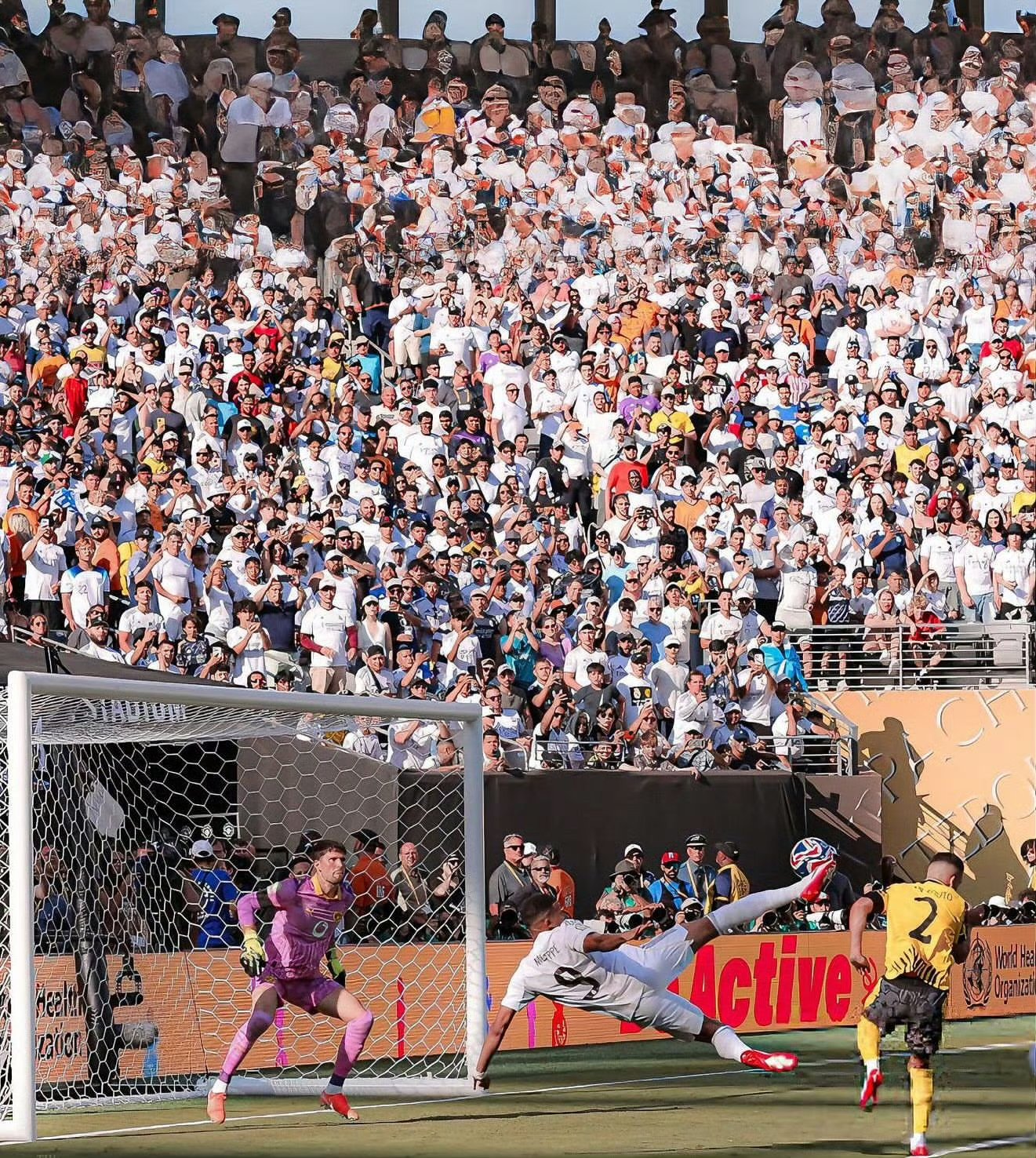 皇马主场逆转胜利，淘汰赛希望重现