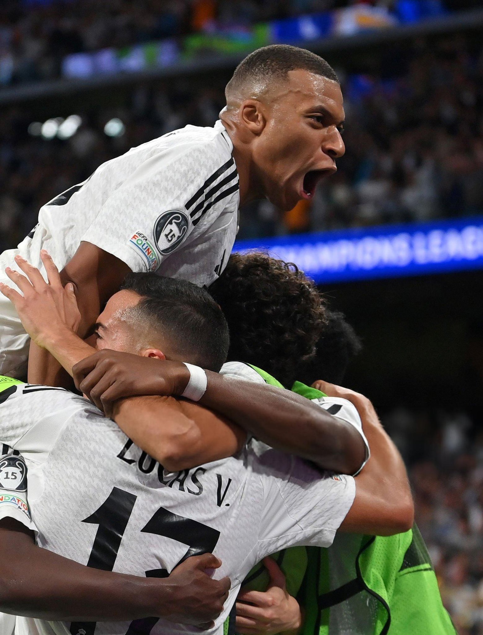 欧预赛豪强对决:谁能出尽风头的简单介绍 欧预赛豪强对决:谁能出尽风头的简单介绍