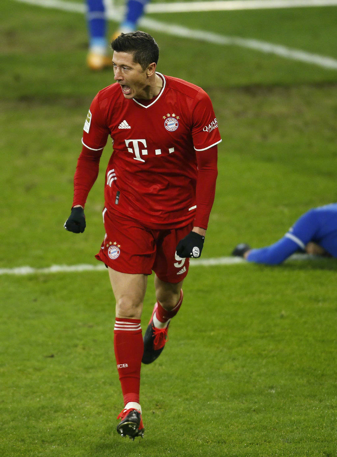 沙尔克客场平局，难挡不败连胜势头的简单介绍