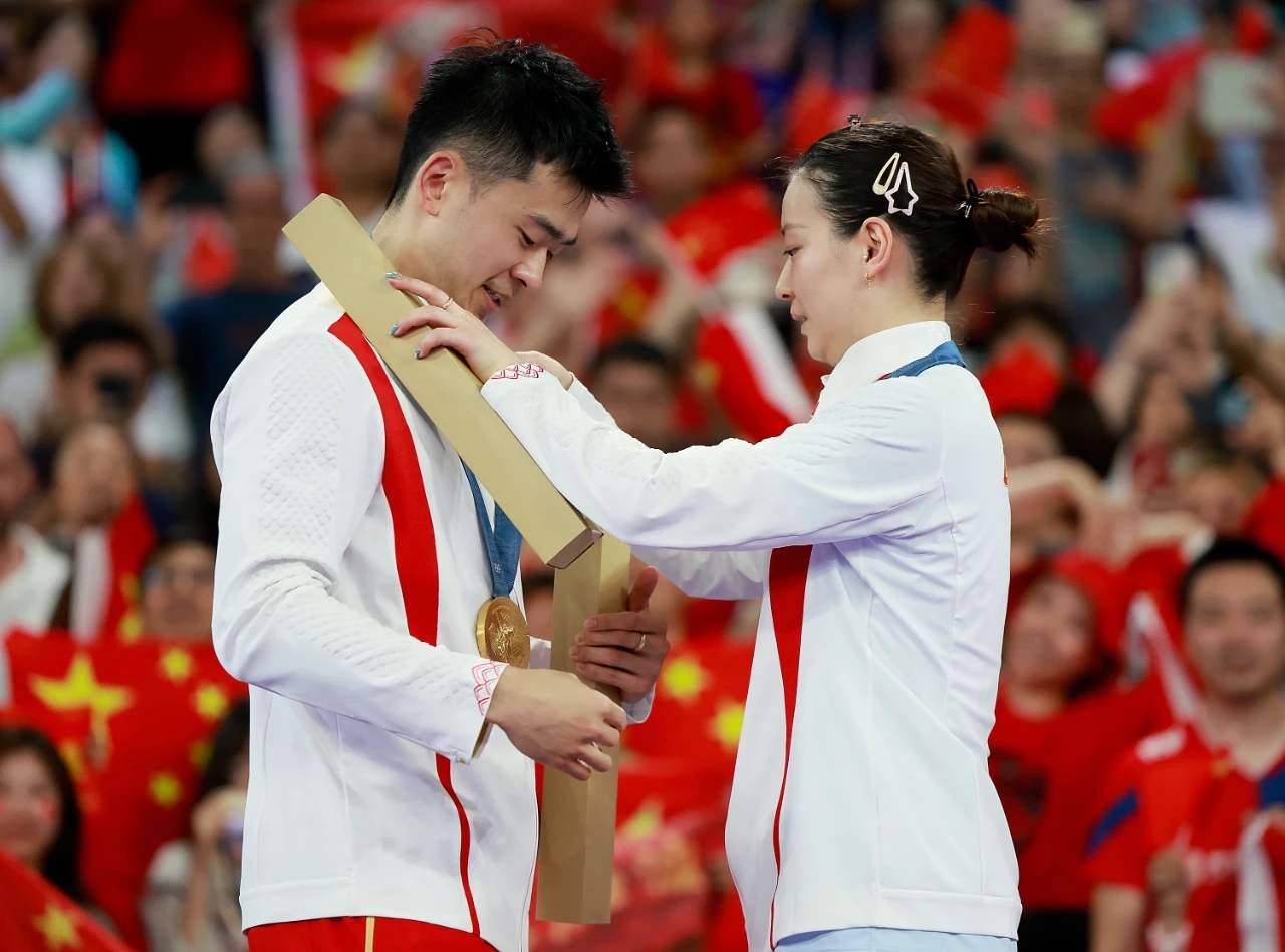 中国队完胜法国队，郑思维关键制胜