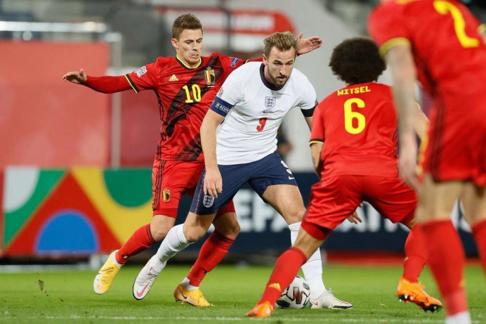 泰国羽毛球队轻取英格兰羽毛球队，戴资颖制霸全场的简单介绍