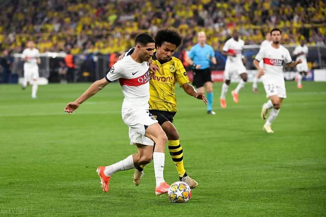 多特蒙德客场逆转，取得关键胜利
