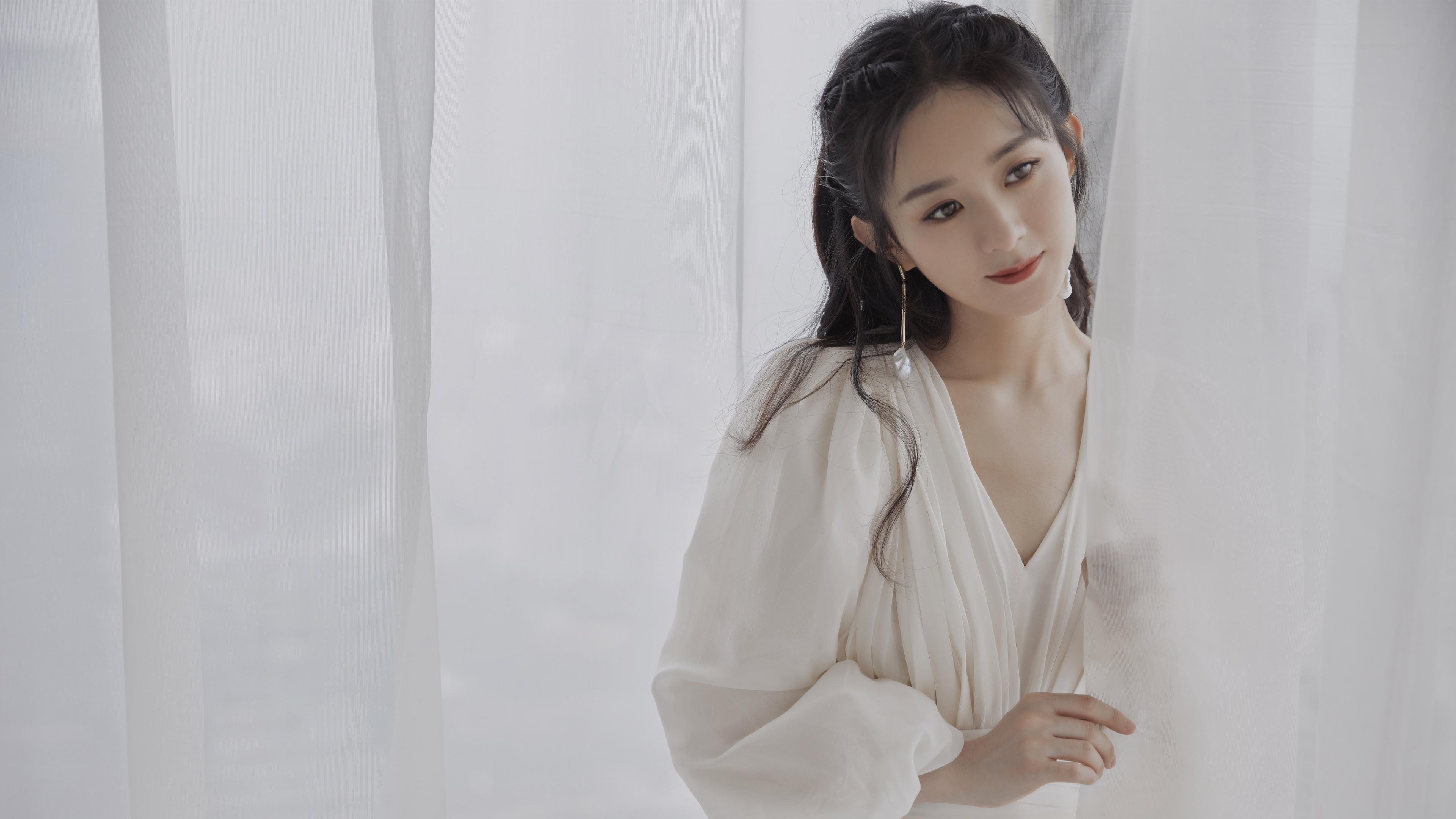 伦纳德成为全场焦点，上海队力克步行者